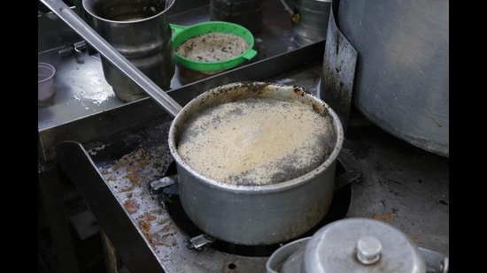 The tiny shop named Good Luck Cold Drink in Chandni Chowk sees a huge rush for butter tea and coffee during this time of the year. (Photo: Dhruv Sethi/HT)