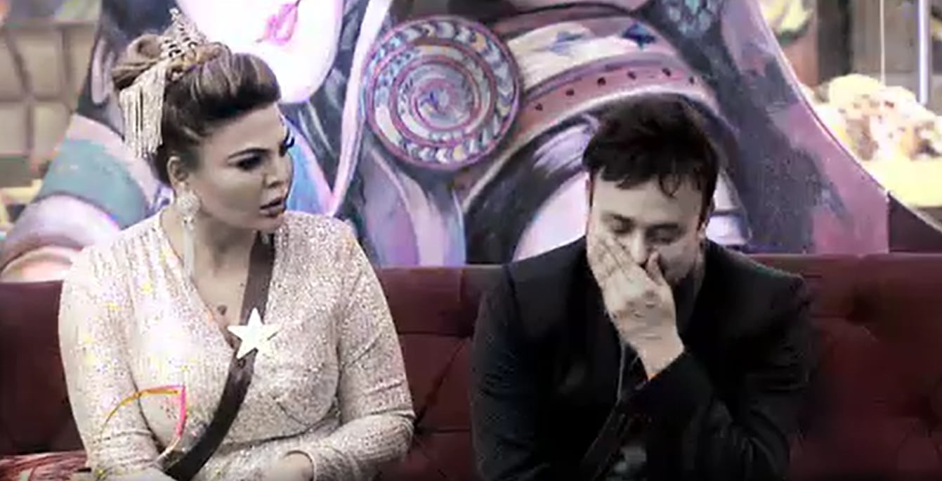 Rakhi Sawant says Ritesh doesn't sit with her. Rakhi Sawant says Ritesh doesn't sit with her. 