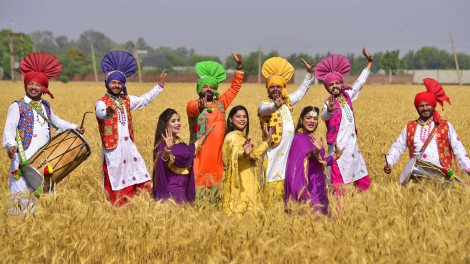 Dance of gender equality on the beats of Bhangra Hindustan Times