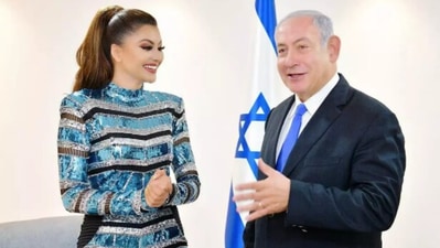 Urvashi Rautela meets former Israeli Prime Minister Benjamin Netanyahu. (Instagram)