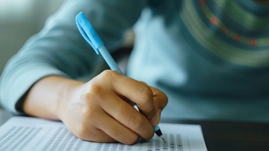 Congress MP Jothimani wrote to CBSE’s chairperson Manoj Ahuja expressing shock about the question paper.(Representational image) Congress MP Jothimani wrote to CBSE’s chairperson Manoj Ahuja expressing shock about the question paper.(Representational image)