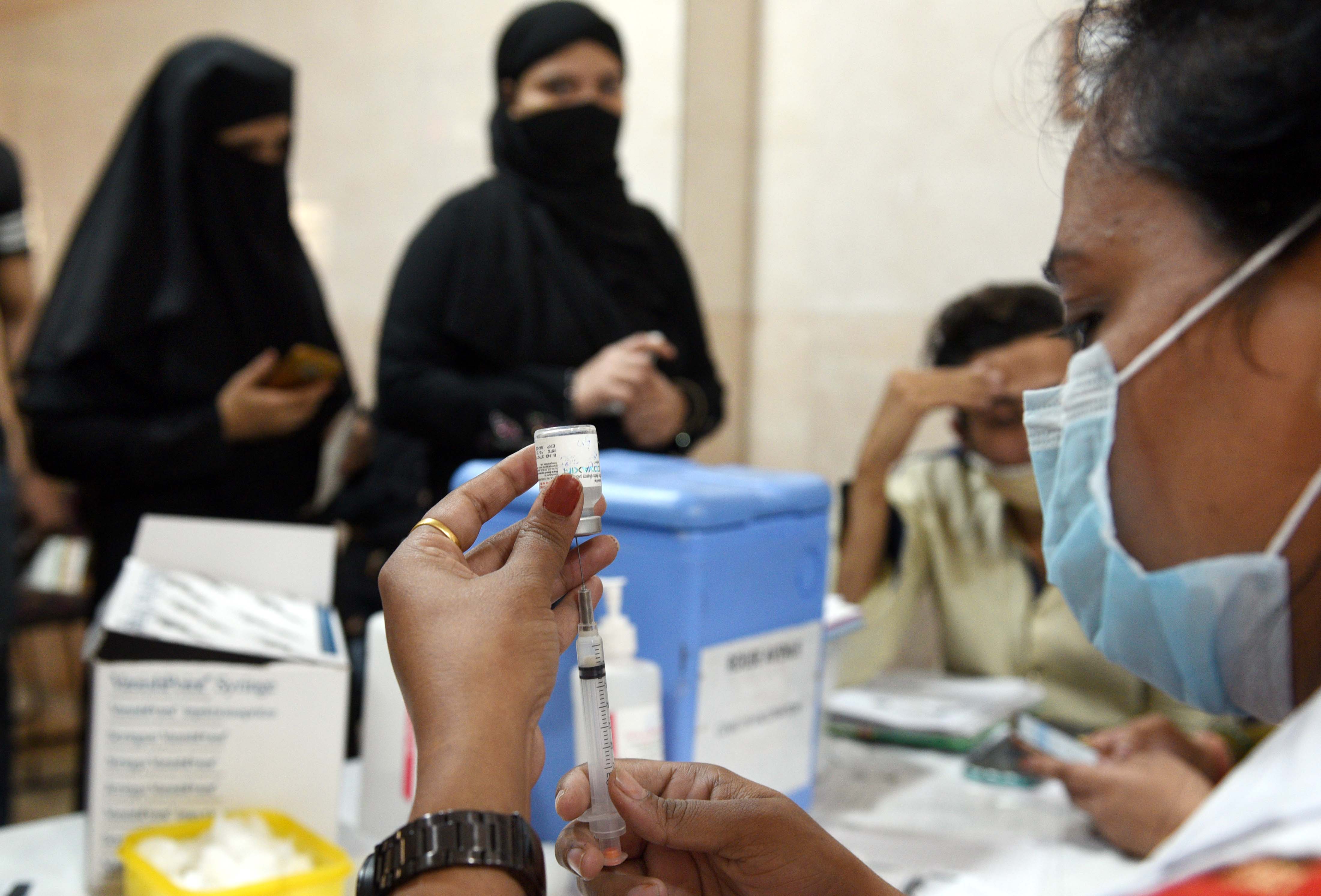 A view inside a Covid-19 vaccination camp in New Delhi on Sunday. (Arvind Yadav / Hindustan Times)