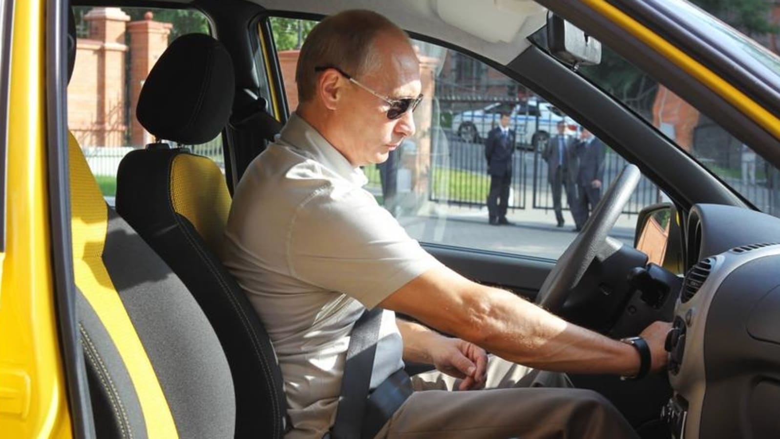 ‘Drove a taxi after fall of Soviet Union': Russian President Putin ...