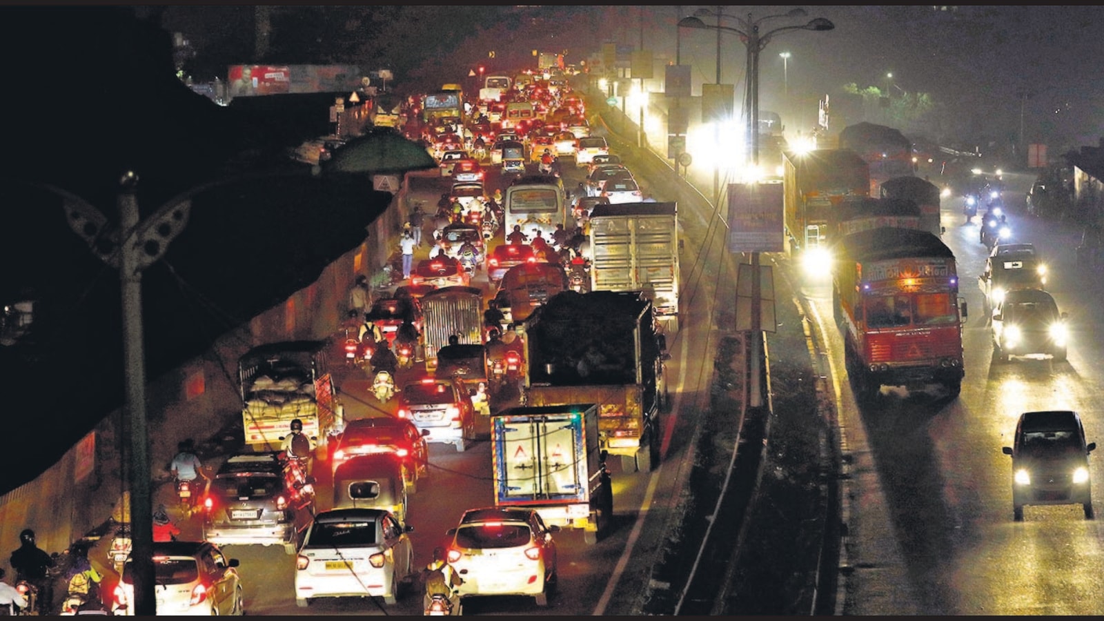 Traffic congestion on new alternate routes irks Chandni chowk and Sus-Pashan commuters