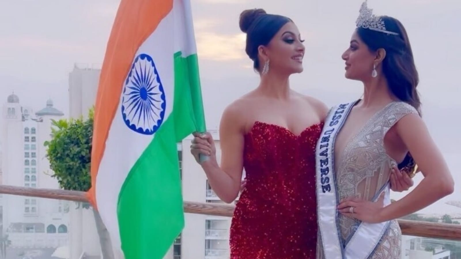 Miss Universe 2021 Harnaaz Sandhu and Urvashi Rautela celebrate historic,  hold Indian flag: Watch video | Fashion Trends - Hindustan Times