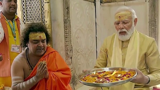 Prime Minister Narendra Modi offers prayer at Kashi Vishwanath temple, in Varanasi on Monday.&nbsp;(ANI)