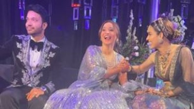 Kangana Ranaut with Ankita Lokhande and Vicky Jain at their sangeet.