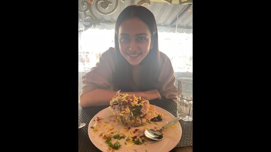 The actor relishing Basket Chaat in Lucknow (Instagram)