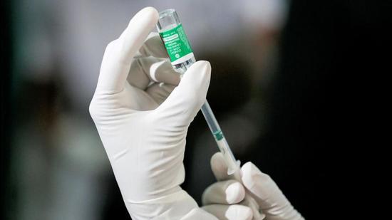 Departmental action will be initiated against the government employees in Ludhiana skipping second dose of Covid vaccine to skip election duty. (Representative Image/HT File)
