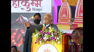 RSS chief Mohan Bhagwat addresses 'Hindu Ekta Mahakumbh' event, in Chitrakoot on Wednesday. (ANI) RSS chief Mohan Bhagwat addresses 'Hindu Ekta Mahakumbh' event, in Chitrakoot on Wednesday. (ANI)