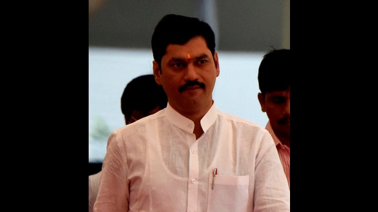 Social welfare minister Dhananjay Munde on Wednesday formed a two-member - Pune district collector and social welfare commissioner Prashant Naranware - to prepare a detail development plan for the development of the Bhima Koregaon Vijaystambh. (HT PHOTO)