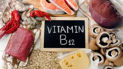 Vitamin B12 deficiency - Feeling cold, tiredness, breathlessness and loss of appetite are some of the symptoms of Vitamin B12 deficiency. It is advised to consume milk, eggs, paneer for keeping the levels of Vitamin B12 intact in the body. (Live Hindustan) Vitamin B12 deficiency - Feeling cold, tiredness, breathlessness and loss of appetite are some of the symptoms of Vitamin B12 deficiency. It is advised to consume milk, eggs, paneer for keeping the levels of Vitamin B12 intact in the body. (Live Hindustan)