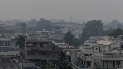 Atmospheric changes during winter across north India entrap pollutants, the CSE analysis highlights (HT_PRINT) Atmospheric changes during winter across north India entrap pollutants, the CSE analysis highlights (HT_PRINT)
