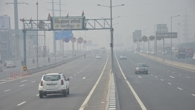 Traffic resumes on Delhi-Meerut Expressway after a year Traffic resumes on Delhi-Meerut Expressway after a year