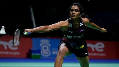 Huelva: Pusarla Venkata Sindhu of India returns to Martina Repiska of Slovakia during their Woman's 2nd round badminton singles match at the BWF World Championships in Huelva, Spain. (AP) Huelva: Pusarla Venkata Sindhu of India returns to Martina Repiska of Slovakia during their Woman's 2nd round badminton singles match at the BWF World Championships in Huelva, Spain. (AP)