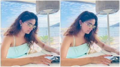Keerthy Suresh is loving the sunset on her face. (Instagram/@keerthysureshofficial)
