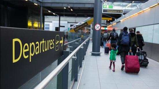 For availing Digi Yatra services, passengers would need to send the travel details through an app to the biometric boarding system of the departing airport. (Image used for representation). (BLOOMBERG PHOTO.)