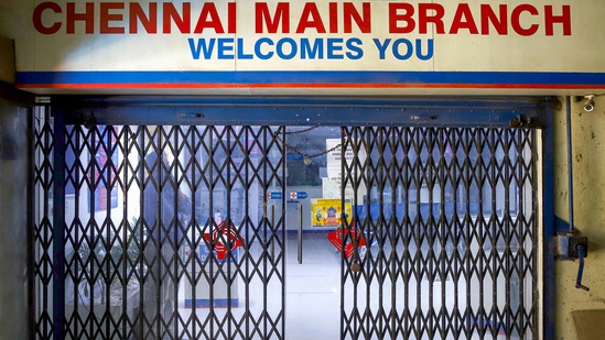 A closed bank during a two-day nationwide strike called by United Forum of Bank Unions against the &nbsp;privatization of public sector banks in Chennai.&nbsp;(PTI)
