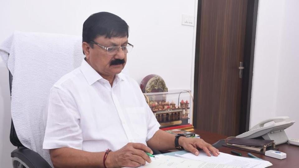 Karnataka minister for home affairs Araga Jnanendra said foreigners who stay in the country even after their visas have expired, engage in anti-national activities and necessary steps should be taken to deport them. (HT PHOTO) Karnataka minister for home affairs Araga Jnanendra said foreigners who stay in the country even after their visas have expired, engage in anti-national activities and necessary steps should be taken to deport them. (HT PHOTO)