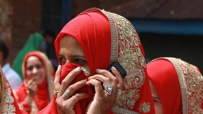 The union cabinet on Wednesday cleared a proposal to bring uniformity in the marriageable age of men and women and the government plans to bring a bill in this regard in the ongoing winter session of parliament. (Representative Photo/HT File)