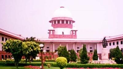 The Supreme Court on Friday set a one-week deadline for states and union territories to clear the backlog of claims for ex-gratia compensation for deaths due to Covid-19. (HT FILE PHOTO.) The Supreme Court on Friday set a one-week deadline for states and union territories to clear the backlog of claims for ex-gratia compensation for deaths due to Covid-19. (HT FILE PHOTO.)