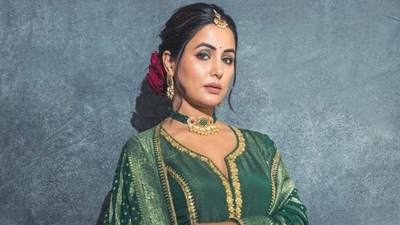 Hina Khan's punjabi kudi look in embroidered green salwar kameez is LOVE: All pics inside Hina Khan's punjabi kudi look in embroidered green salwar kameez is LOVE: All pics inside