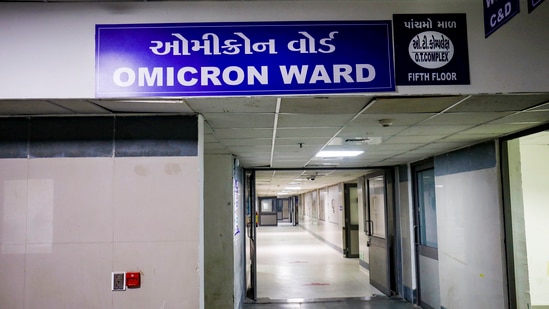 Omicron variant of Covid-19, which was first discovered in South Africa, has been detected in 11 states and UTs in India so far with 101 confirmed infections.(PTI)