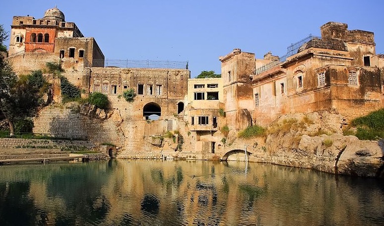 The Katas Raj Temples complex is situated in Punjab's Chakwal district and built around a pond, which is considered sacred by Hindus. (Twitter/@PakinIndia) The Katas Raj Temples complex is situated in Punjab's Chakwal district and built around a pond, which is considered sacred by Hindus. (Twitter/@PakinIndia)