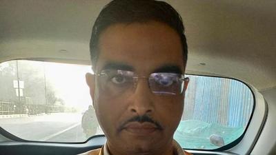 CCTV footage showed that the main suspect, Bharat Bhushan Kataria, dressed as a lawyer, entering the court complex carrying two bags, one of them containing the IED in a steel tiffin box without raising any suspicion. (Sourced)