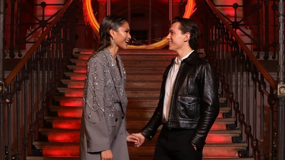 Spider-Man: No Way Home co-stars Tom Holland and Zendaya were told by producer Amy Pascal not to date. Spider-Man: No Way Home co-stars Tom Holland and Zendaya were told by producer Amy Pascal not to date.