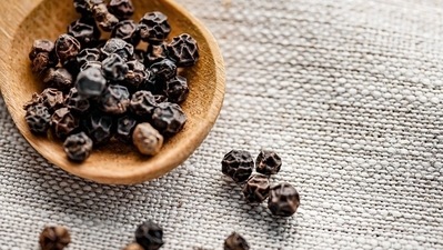 Spices: In winters, it is recommended to eat a lot of seasonal pulses and spices like elaichi (cardamom), dalchini (cinnamon) and tejpatta (bay leaf). Black pepper, clove, ginger are a great sources of antioxidants. These spices can aid digestion, cure sore throat and help reduce the risks and symptoms of certain types of infections. (Pixabay) Spices: In winters, it is recommended to eat a lot of seasonal pulses and spices like elaichi (cardamom), dalchini (cinnamon) and tejpatta (bay leaf). Black pepper, clove, ginger are a great sources of antioxidants. These spices can aid digestion, cure sore throat and help reduce the risks and symptoms of certain types of infections. (Pixabay)