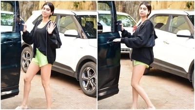 Khushi paired her gym look with a black top handle mini bag and pink faux fur sandals. Centre-parted loose ponytail, hoop earrings and bare face rounded off the star's look. What do you think of Khushi's gym ensemble? (HT Photos/Varinder Chawla)
