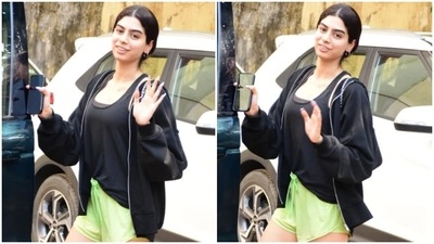Like her sister Janhvi Kapoor, Khushi Kapoor is also a fitness enthusiast. The 21-year-old is often spotted by the paparazzi stepping out of fitness trainer Namrata Purohit's Pilates studio. (HT Photos/Varinder Chawla)