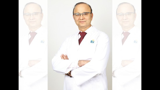 Dr Rajesh Chawla is a senior consultant, respiratory, critical care and sleep medicine, Indraprastha Apollo Hospital, New Delhi. He has 30 years of experience in respiratory medicine and 25 years of experience in critical care