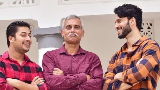 TV actor Abhinav Chouhdary's father, who had gone missing four days ago from Bihar, has been found in Haryana. TV actor Abhinav Chouhdary's father, who had gone missing four days ago from Bihar, has been found in Haryana.