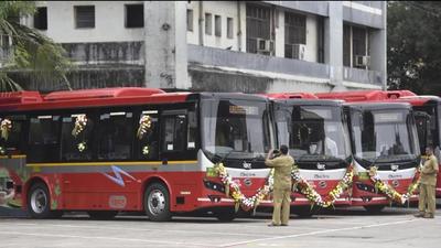 Maharashtra to spend bulk of clean air funds on electrifying public transport (HT File)