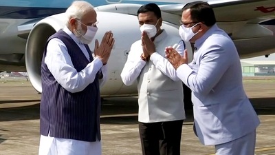Goa Chief Minister Pramod Sawant received Prime Minister Modi at Panaji airport. (ANI)