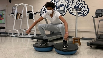BOSU ball workout: Exercises on Bosu Ball challenges your quadriceps and hip flexors, keeps a neutral spine and strong core the entire time, improves stability by activating the muscles around your ankles, recruiting your core muscles and glutes on fire. It strengthens the core, hips and lower extremities and prevents injury risks while working on other things like cardio endurance, speeding up metabolism rate and burning more fat during and even after the workout. (Twitter/YogaRich) BOSU ball workout: Exercises on Bosu Ball challenges your quadriceps and hip flexors, keeps a neutral spine and strong core the entire time, improves stability by activating the muscles around your ankles, recruiting your core muscles and glutes on fire. It strengthens the core, hips and lower extremities and prevents injury risks while working on other things like cardio endurance, speeding up metabolism rate and burning more fat during and even after the workout. (Twitter/YogaRich)