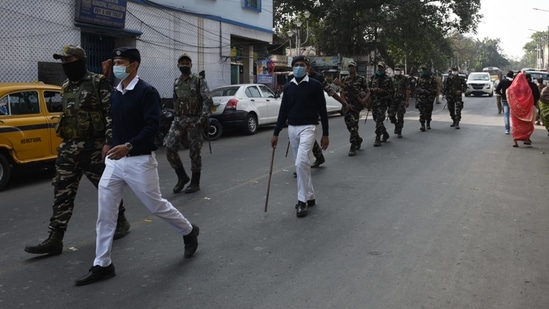 KMC Elections 2021: Security has been tightened all over the Bengal capital and its entry points because of the polls.&nbsp;(HT PHOTO)