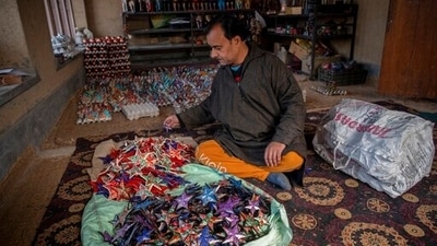 Jammu and Kashmir Department of Handicrafts and Handloom on Sunday organised a craft safari tour in Srinagar's Eidgah to boost Kashmir art and promote artisans work. (AP) Jammu and Kashmir Department of Handicrafts and Handloom on Sunday organised a craft safari tour in Srinagar's Eidgah to boost Kashmir art and promote artisans work. (AP)