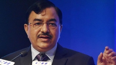 The delimitation panel is headed by former Supreme Court judge Ranjana Prakash Desai and includes chief election commissioner Sushil Chandra. (PTI)