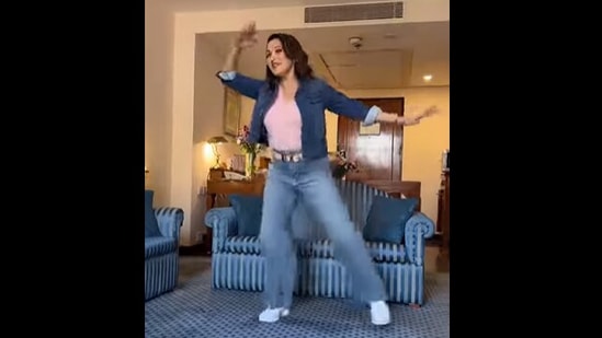 Yearender 2021: Bollywood icon Madhuri Dixit took to Instagram to hop on many viral trends this year. (instagram/@madhuridixitnene) Yearender 2021: Bollywood icon Madhuri Dixit took to Instagram to hop on many viral trends this year. (instagram/@madhuridixitnene)