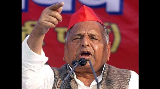 Insiders indicate that even the SP patriarch Mulayam Singh Yadav had preferred an alliance to a merger as he does not want to unsettle his son, who is now an established leader of the state (AP Photo)