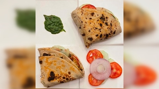 Folded tortilla/roti sandwich: Indians made their own version of the viral folded tortilla sandwich by replacing it with roti. It is an easy recipe and is enjoyed by both children and adults.(Instagram/@homechefnamrata)