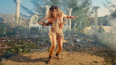 Nora Fatehi in a still from Dance Meri Rani. Nora Fatehi in a still from Dance Meri Rani. 