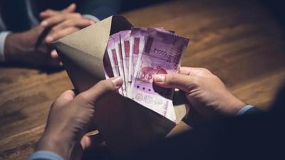 Superintendent of police (SP, vigilance), north range, Rahul Nath said the accused Himachal cop had demanded  ₹25,000 bribe from a person in lieu of allowing him to take some cattle to Pathankot, Punjab. (HT File)