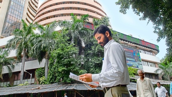 Sensex rebounds, relief rally witnessed in metal, technology and banking stocks.(MINT_PRINT) Sensex rebounds, relief rally witnessed in metal, technology and banking stocks.(MINT_PRINT)