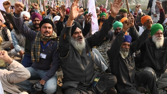 The 'rail roko' agitation started under the banner of the Kisan Mazdoor Sangharsh Committee.(AFP)