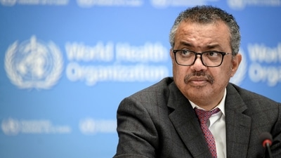 mRNA vaccines developed by Pfizer, Moderna, can be used for second dose. For this, it is necessary that the first dose of the vaccine to be developed by Astrazeneca, stated WHO. (REUTERS)