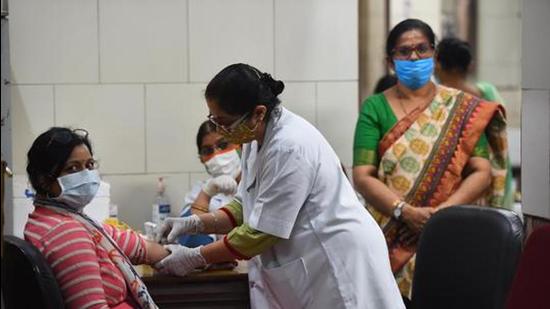 The districts have also been asked to closely monitor the situation and increase testing, tracing and vaccination coverage. (Raj K Raj/HT PHOTO)